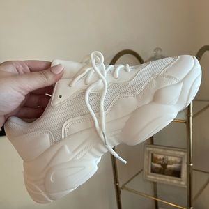 NWT ASOS chunky white sneaker